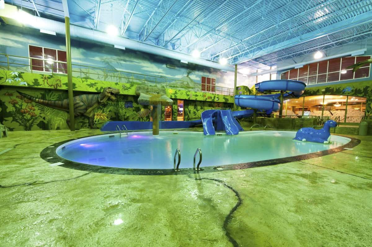 Pool and waterslide at the Victoria Inn Hotel