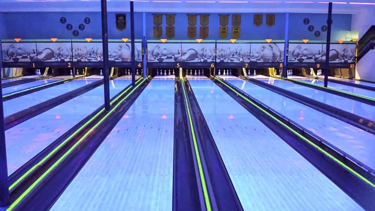 Billy Mosienko Lanes