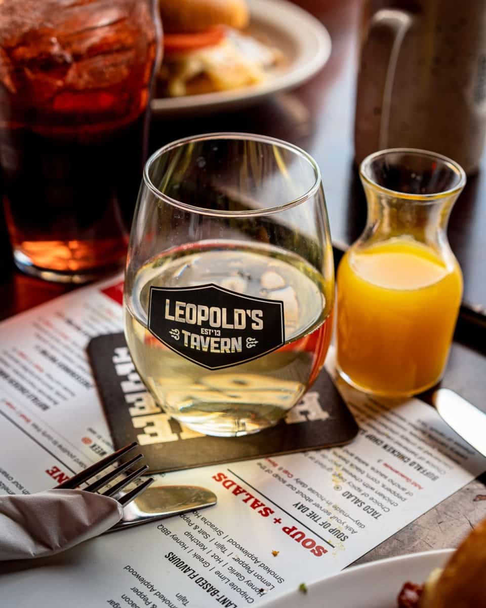 Leopolds Tavern.