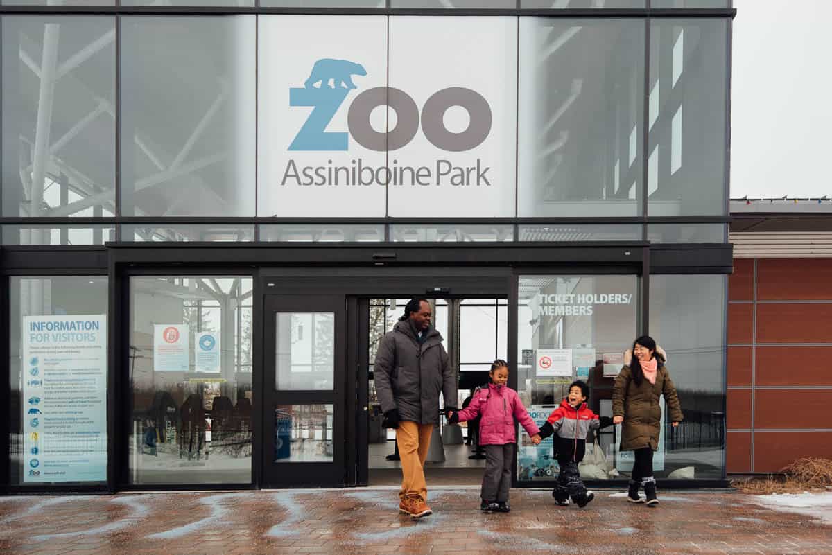 Assiniboine Zoo Entrance